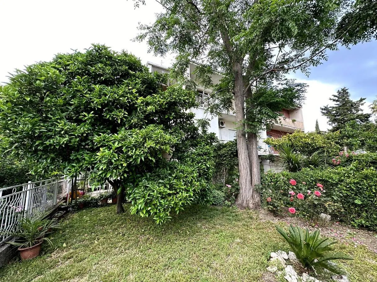 Apartment Monika - Free Parking Kastela 0*,  Croatia